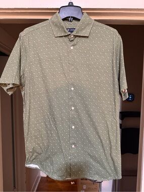 Daniel Cremieux Short-Sleeve Button-Down Shirt in Olive with Micro Dot Print